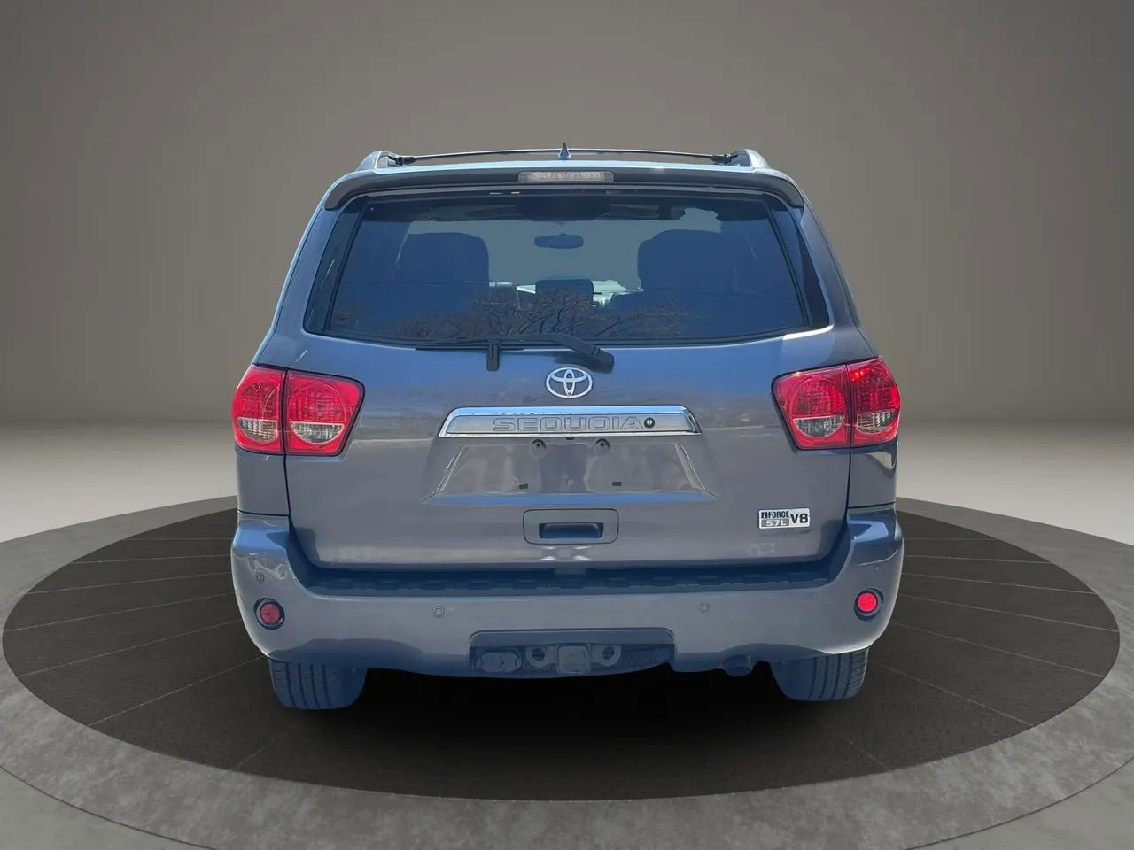 Used 2014 Toyota Sequoia Platinum AWD/4WD image 6