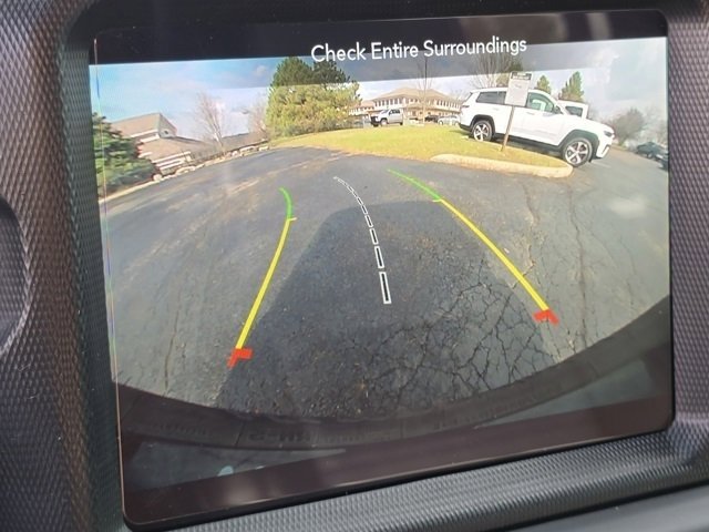 Used 2023 Jeep Wrangler Altitude image 10