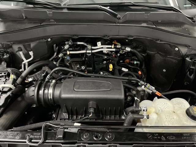 Used 2022 Ford Explorer XLT w/ Equipment Group 202A image 40