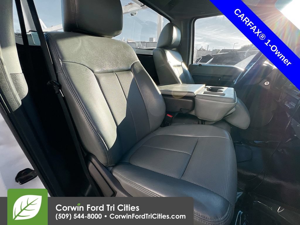 Used 2016 Ford F550 4x4 Regular Cab Super Duty image 16