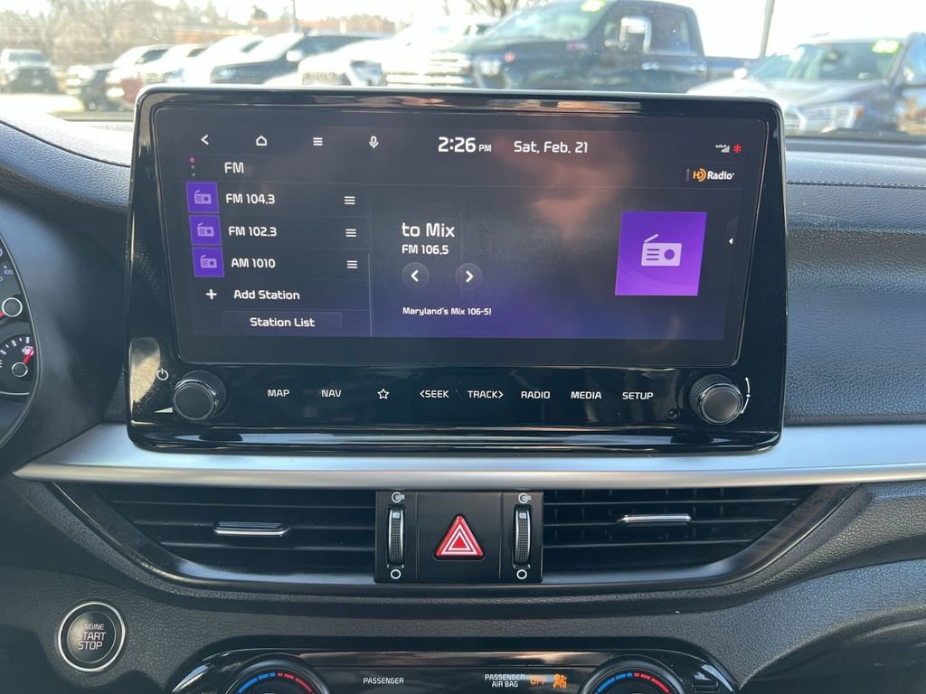 Used 2023 Kia Forte GT-Line w/ GT-Line Technology Package image 17