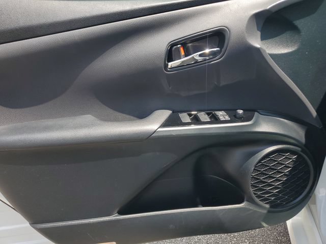 Used 2022 Toyota Prius LE FWD image 19