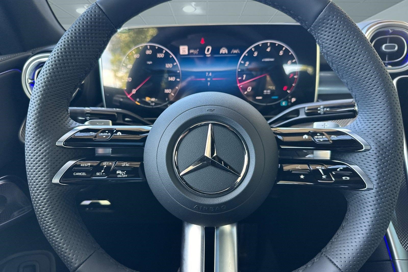 New 2027 Mercedes-Benz CLE 300 4MATIC Coupe image 11