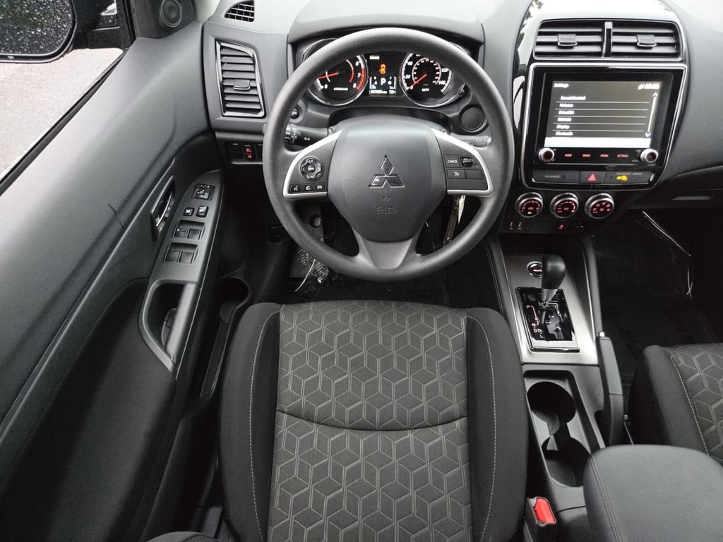 Used 2026 Mitsubishi Outlander Sport ES AWD/4WD image 27