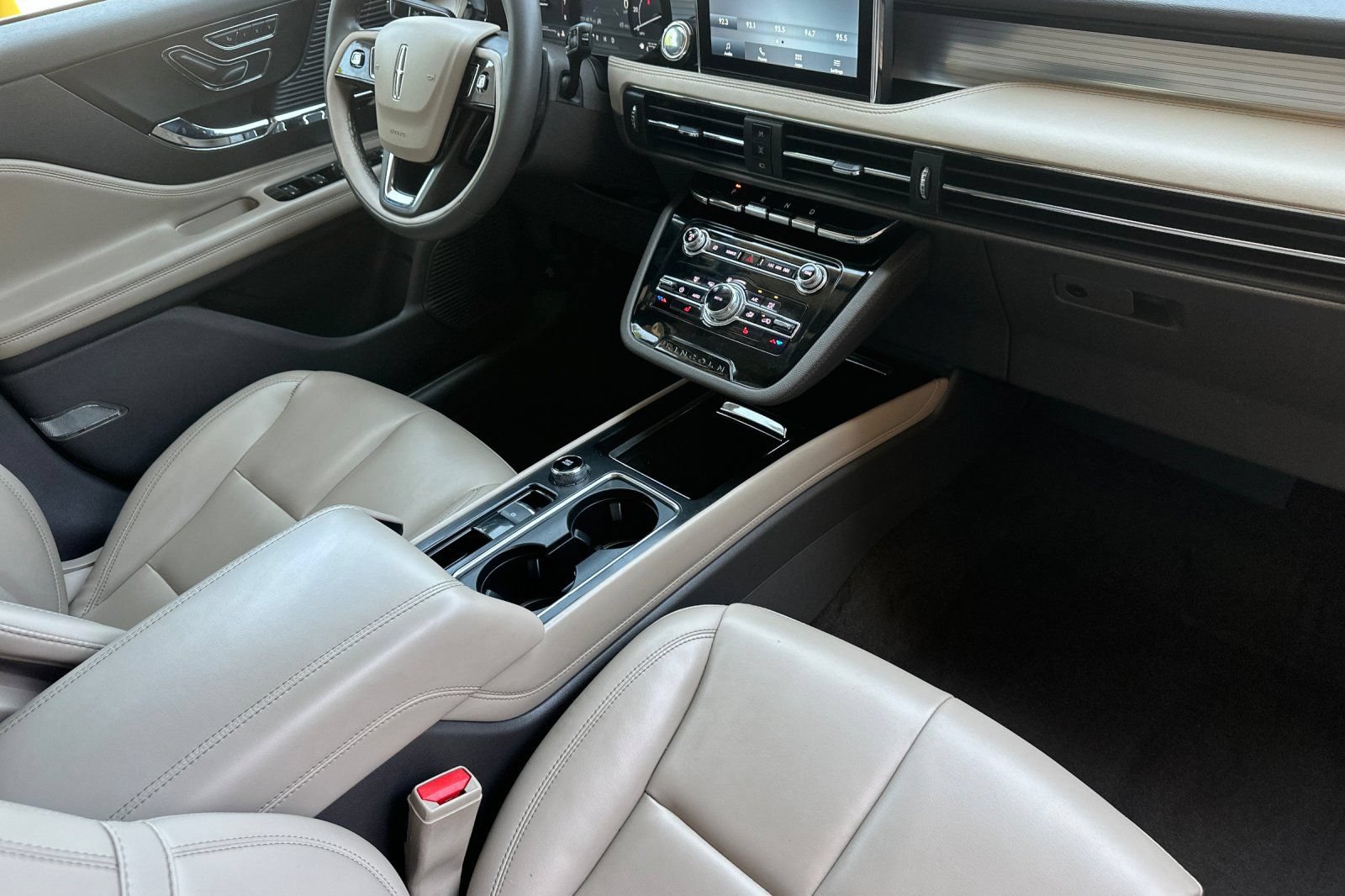 Used 2022 Lincoln Corsair FWD image 16