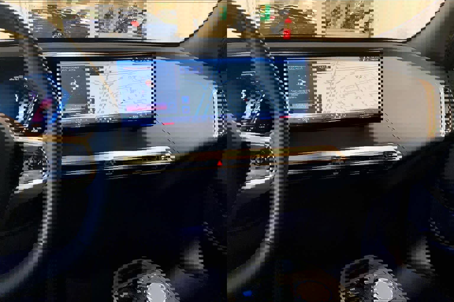 Used 2024 BMW iX xDrive50 w/ Sport Package image 7