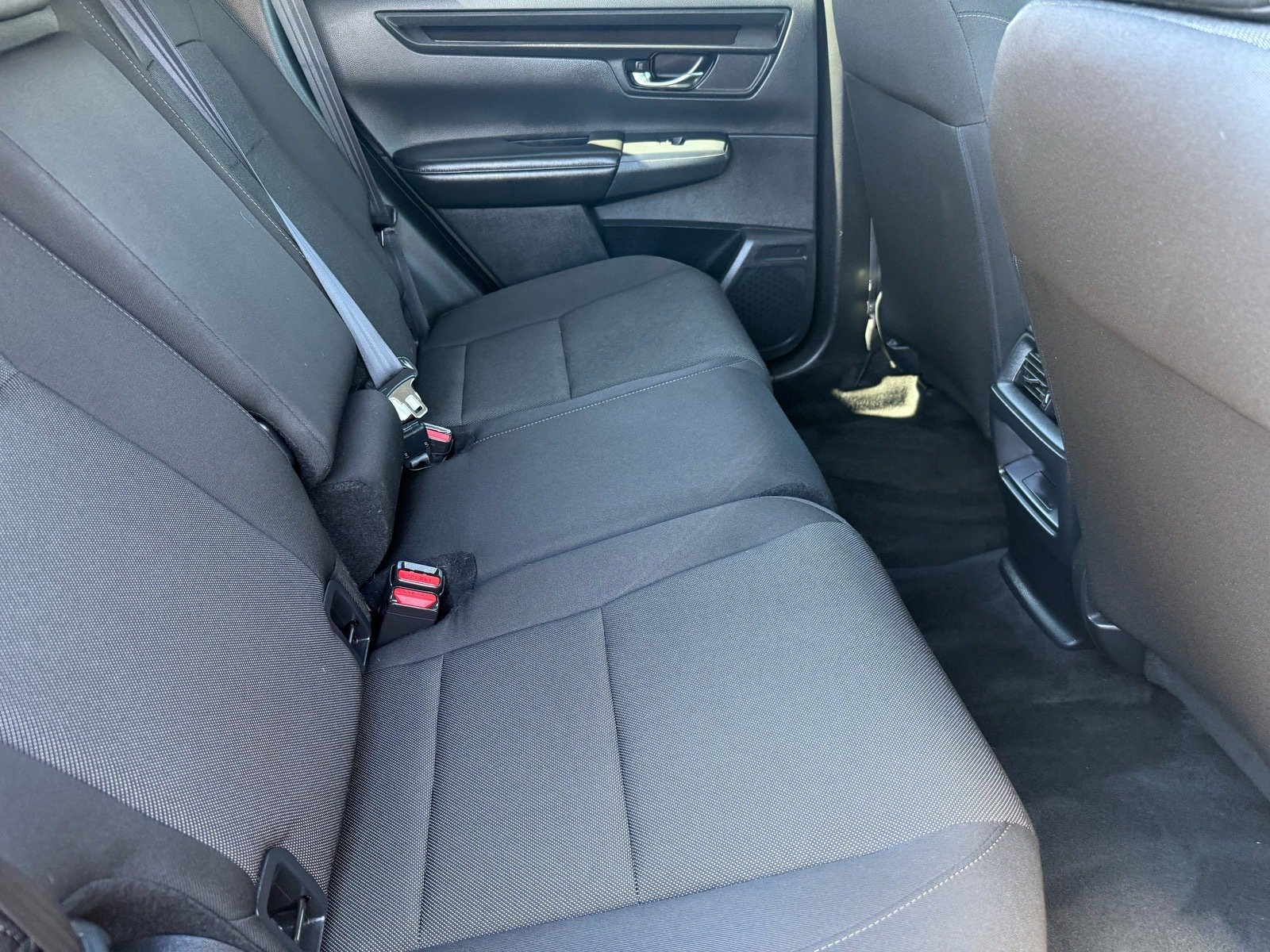 Used 2025 Honda CR-V LX image 30