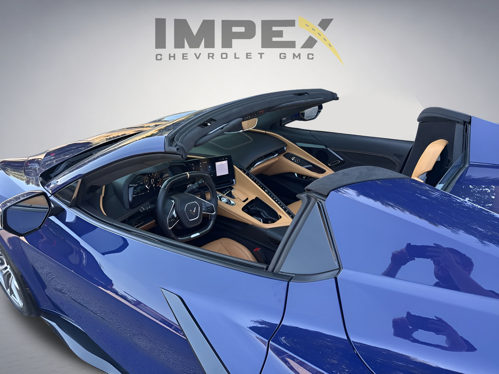 Used 2025 Chevrolet Corvette Z06 w/ Stealth Interior Trim Package RWD image 31