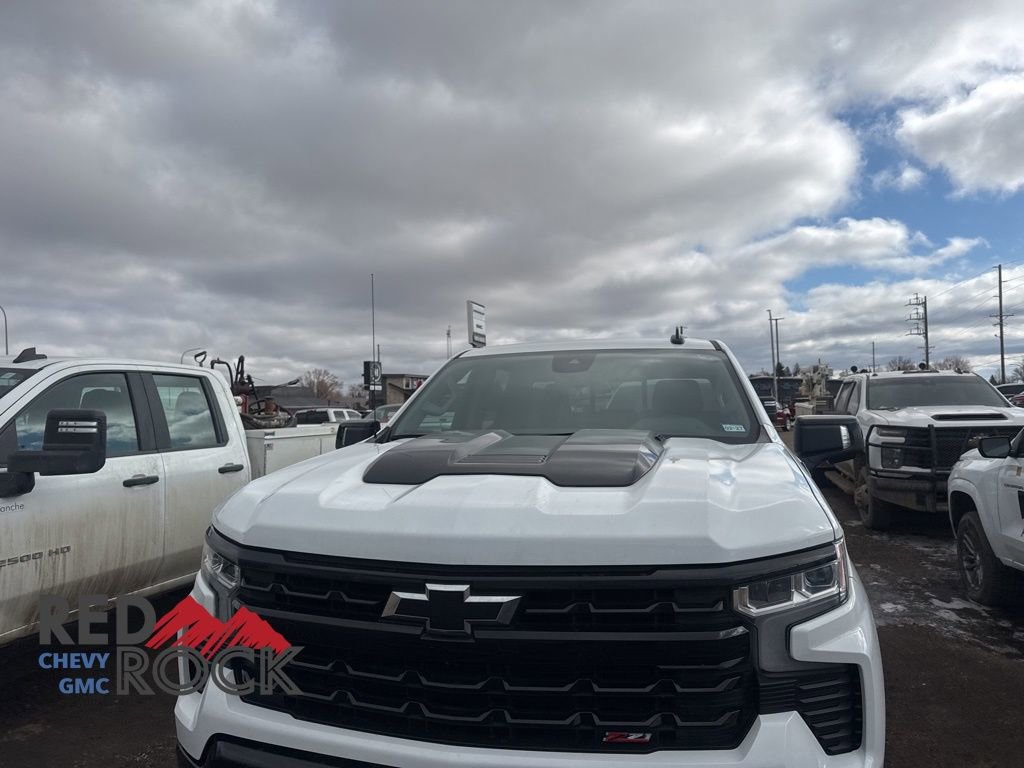 Used 2024 Chevrolet Silverado 1500 LT Trail Boss w/ Convenience Package II image 7