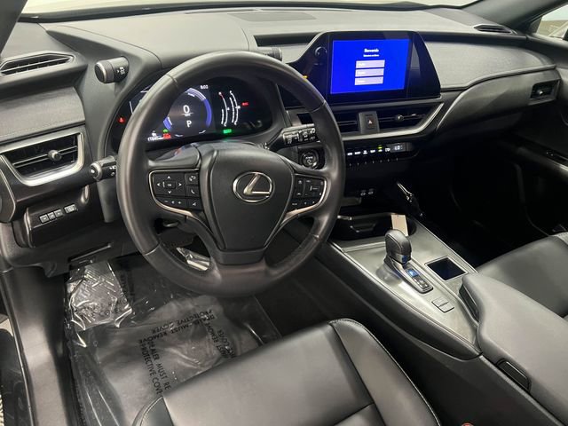 Certified 2025 Lexus UX 300h FWD image 16