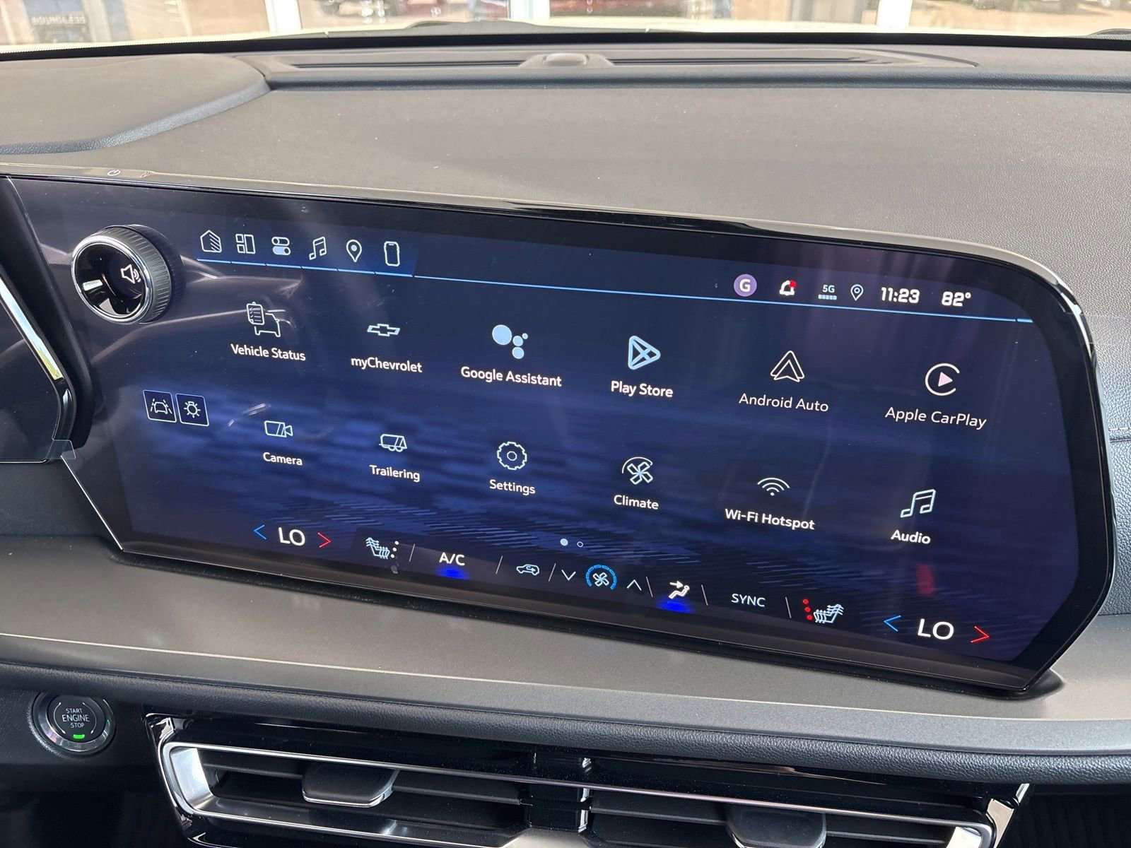 New 2026 Chevrolet Traverse LT image 25