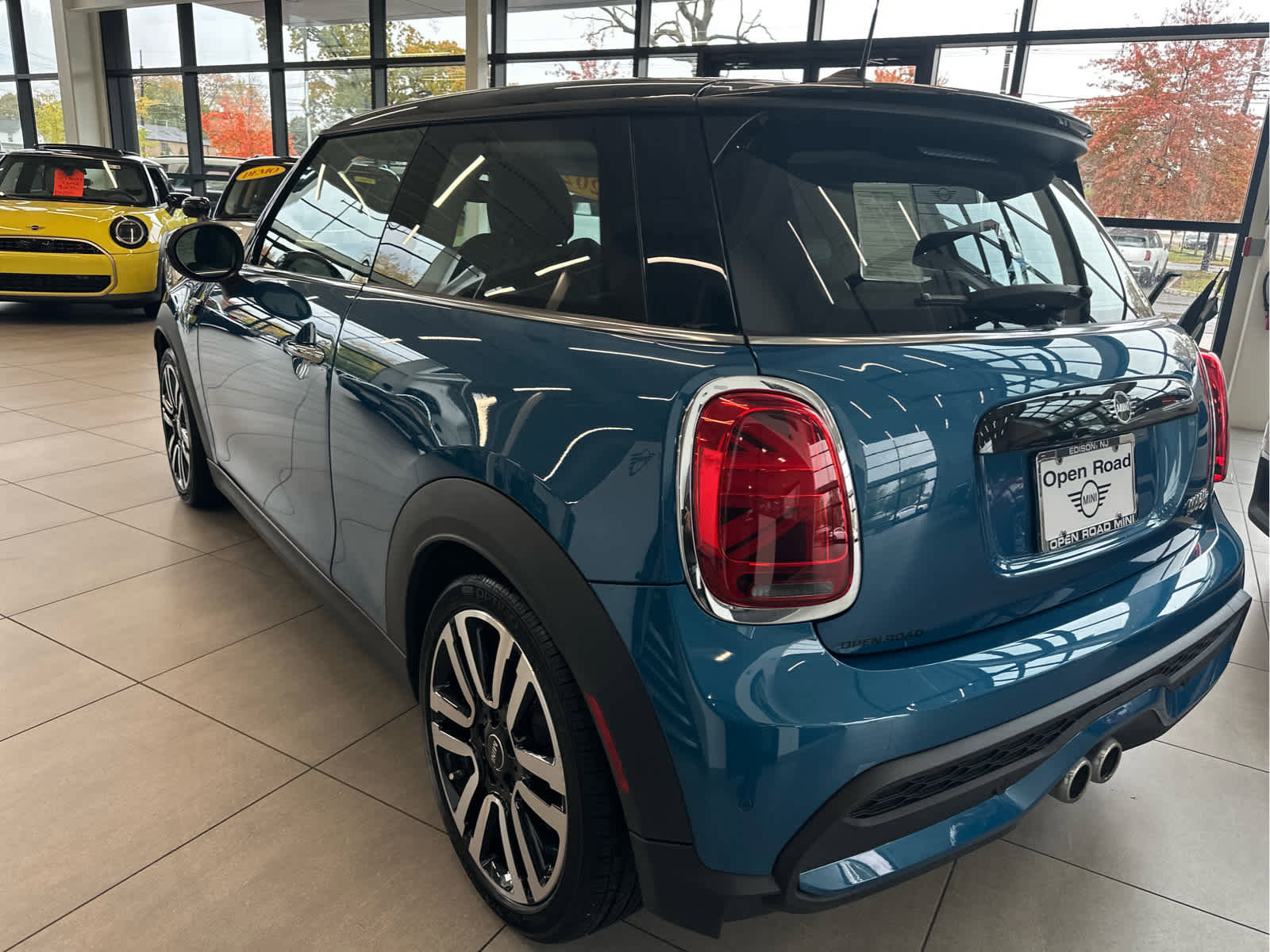 Certified 2023 MINI Cooper S image 7