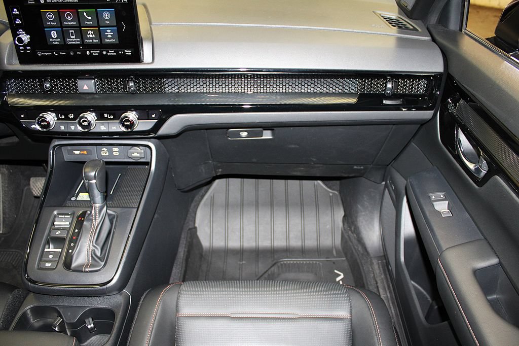 Used 2025 Honda CR-V Sport Touring image 32
