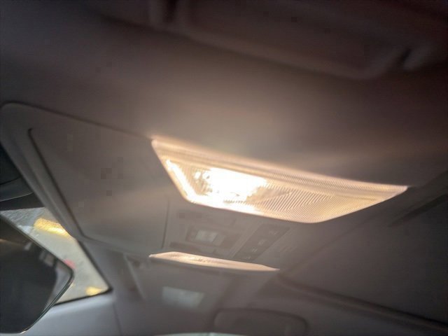 Used 2024 Toyota RAV4 XLE Premium image 9