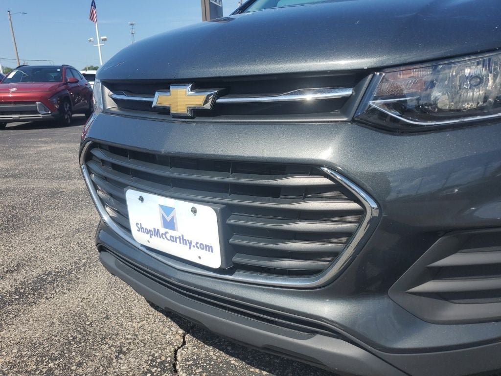 Used 2020 Chevrolet Trax LS FWD image 10