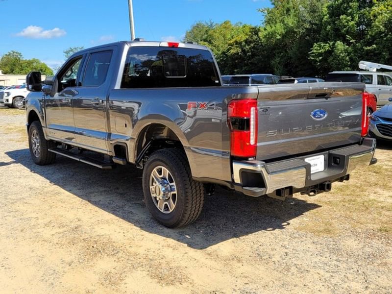 New 2026 Ford F350 Lariat w/ Lariat Premium Package image 9