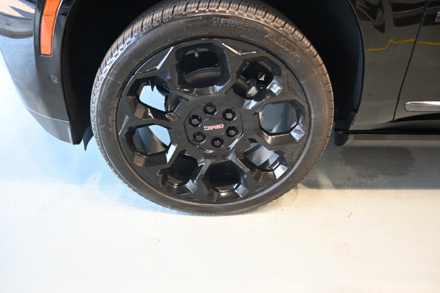 New 2026 GMC Yukon XL Denali Ultimate AWD/4WD image 37