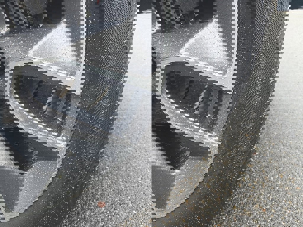 Used 2020 Chevrolet Silverado 1500 RST image 13