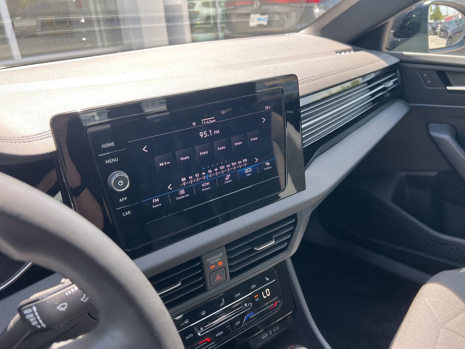 Used 2025 Volkswagen Jetta Sport image 14