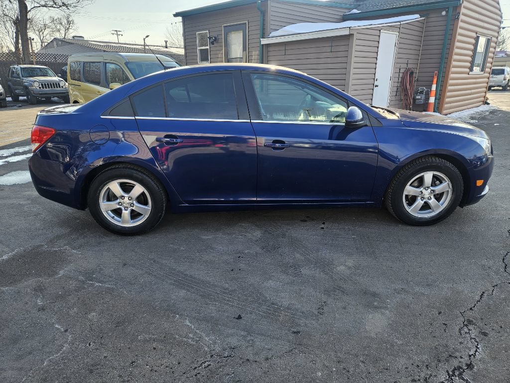 Used 2013 Chevrolet Cruze LT FWD image 5