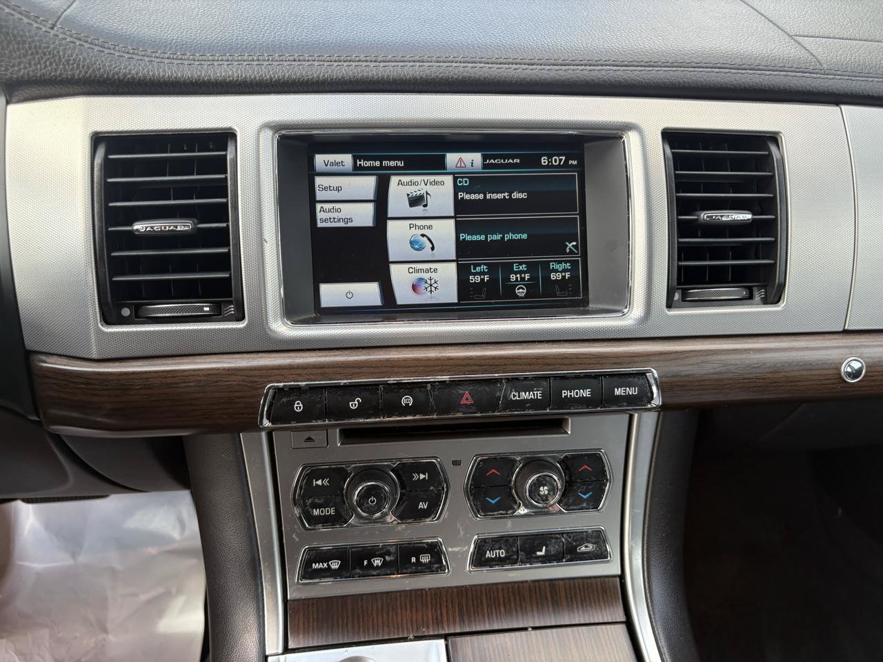 Used 2014 Jaguar XF 3.0 AWD/4WD image 41