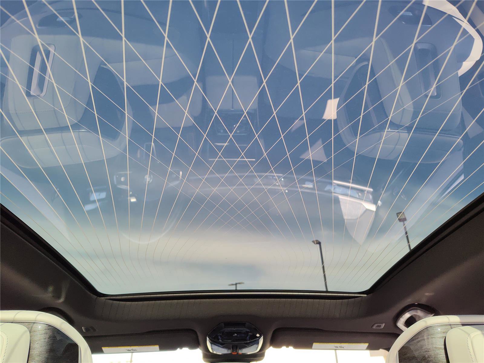 Certified 2023 BMW 740i w/ Executive Package image 20