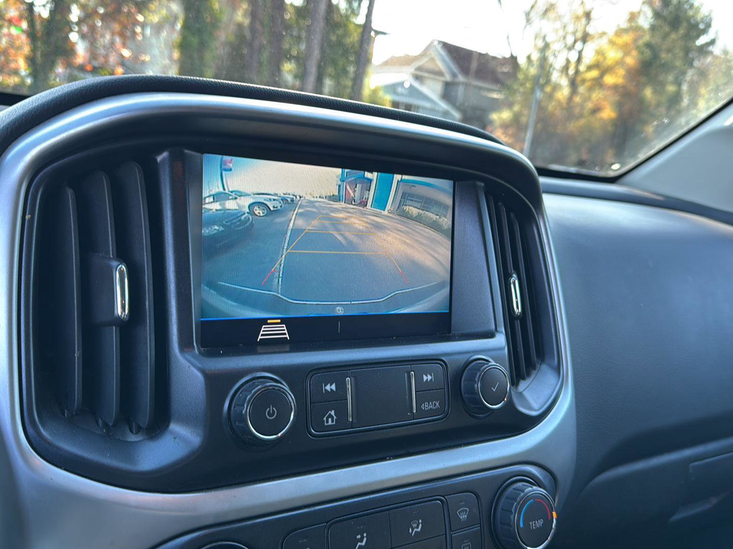 Certified 2022 Chevrolet Colorado LT w/ LT Convenience Package image 22