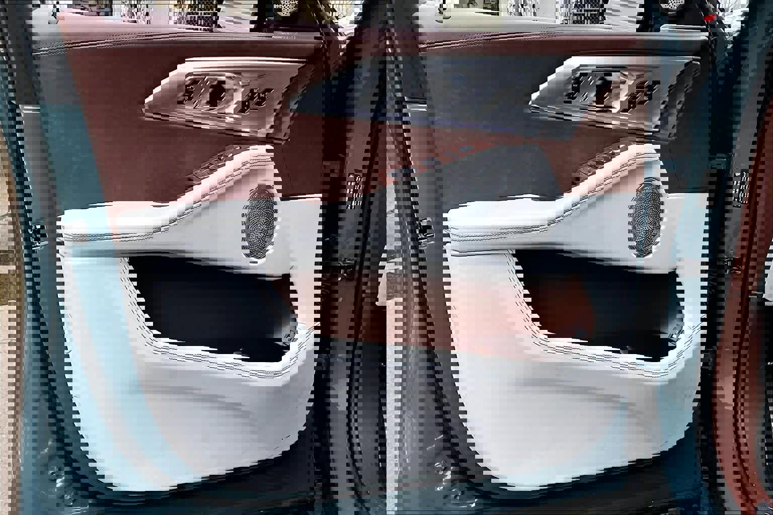 Used 2024 BMW XM w/ M Driver's Package image 25