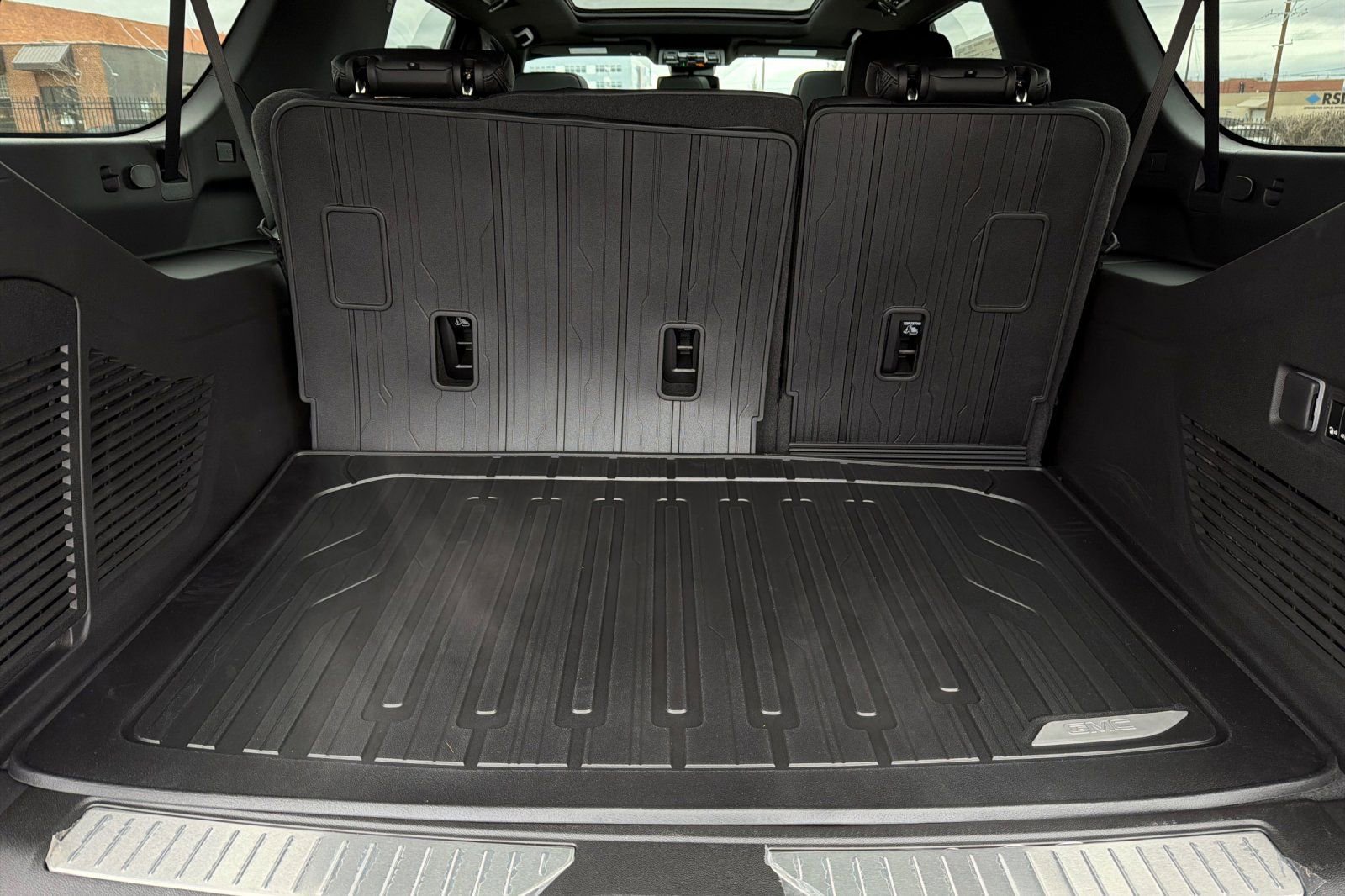 New 2026 GMC Yukon XL Denali w/ Sun & Power Step Package image 17