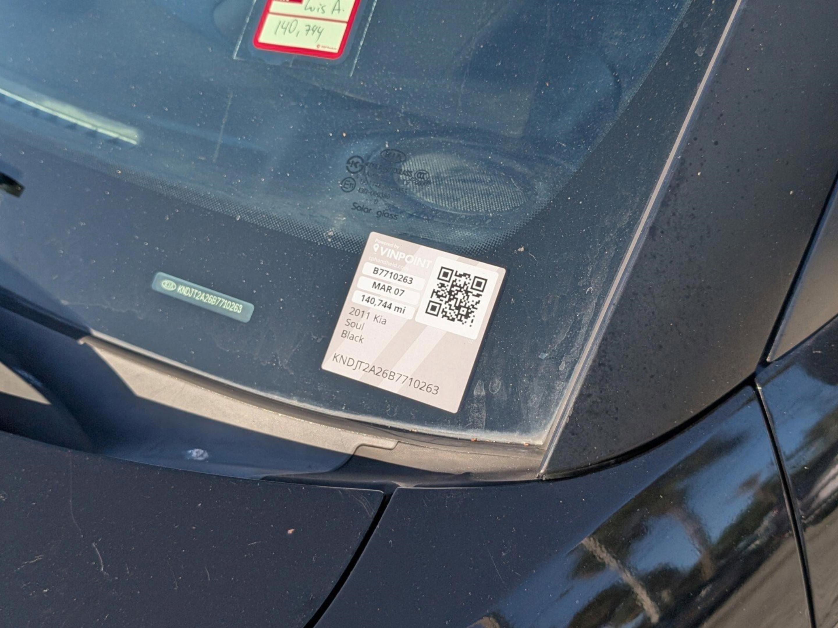 Used 2011 Kia Soul + image 14