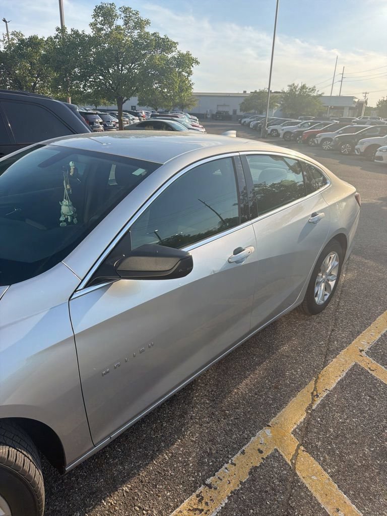 Used 2019 Chevrolet Malibu LT FWD image 13