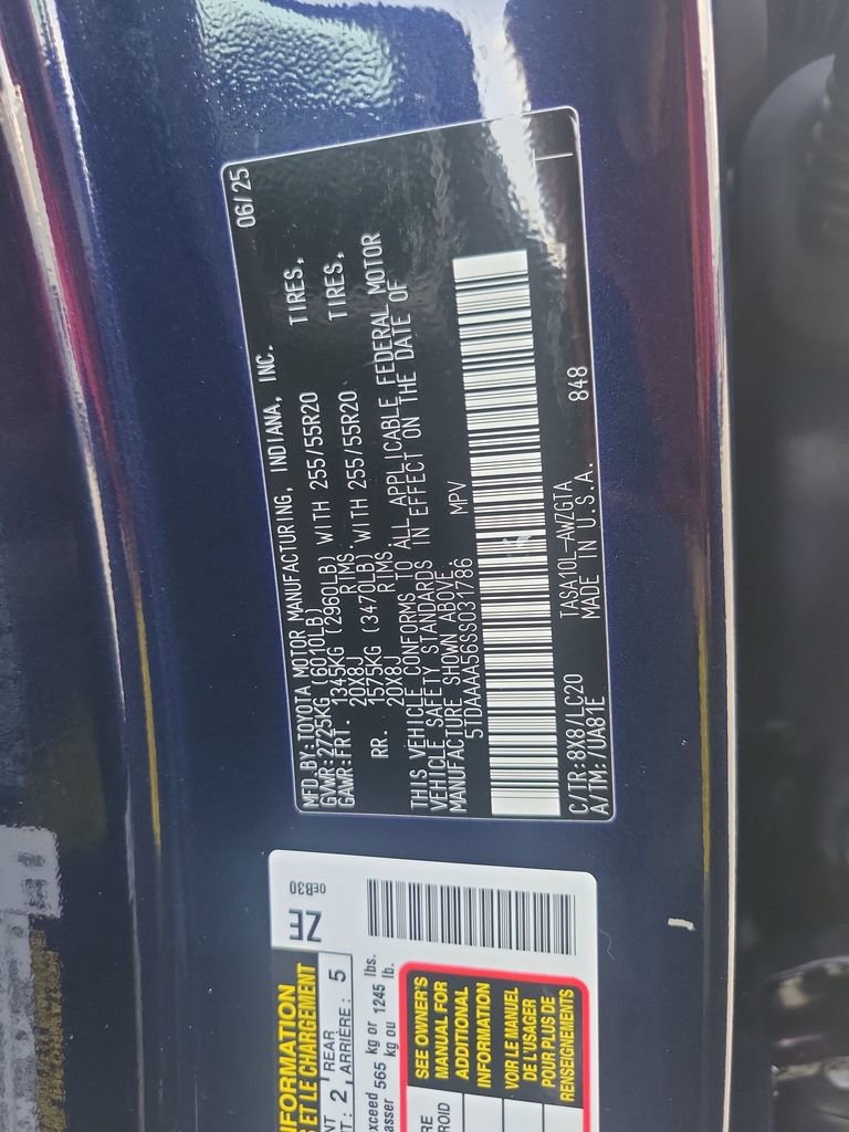 Used 2025 Toyota Grand Highlander Limited image 39