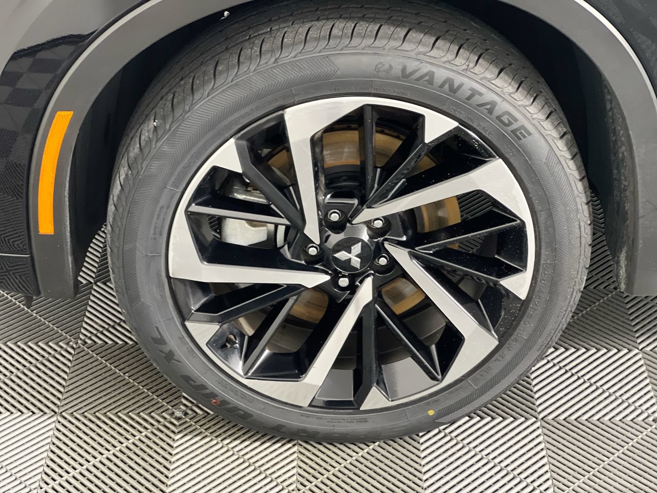 Used 2024 Mitsubishi Outlander SEL FWD image 7
