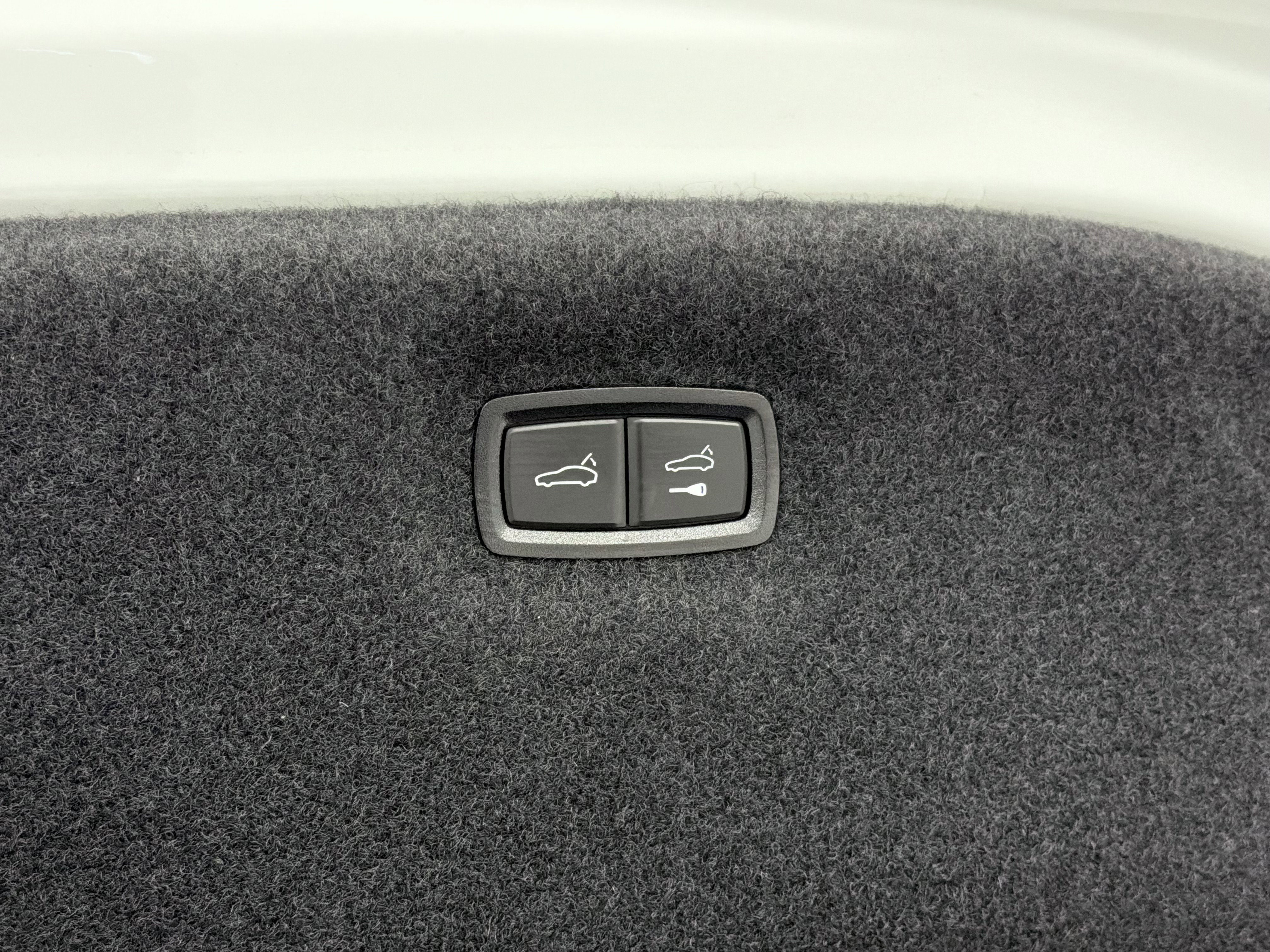 Certified 2024 Porsche Taycan GTS image 60