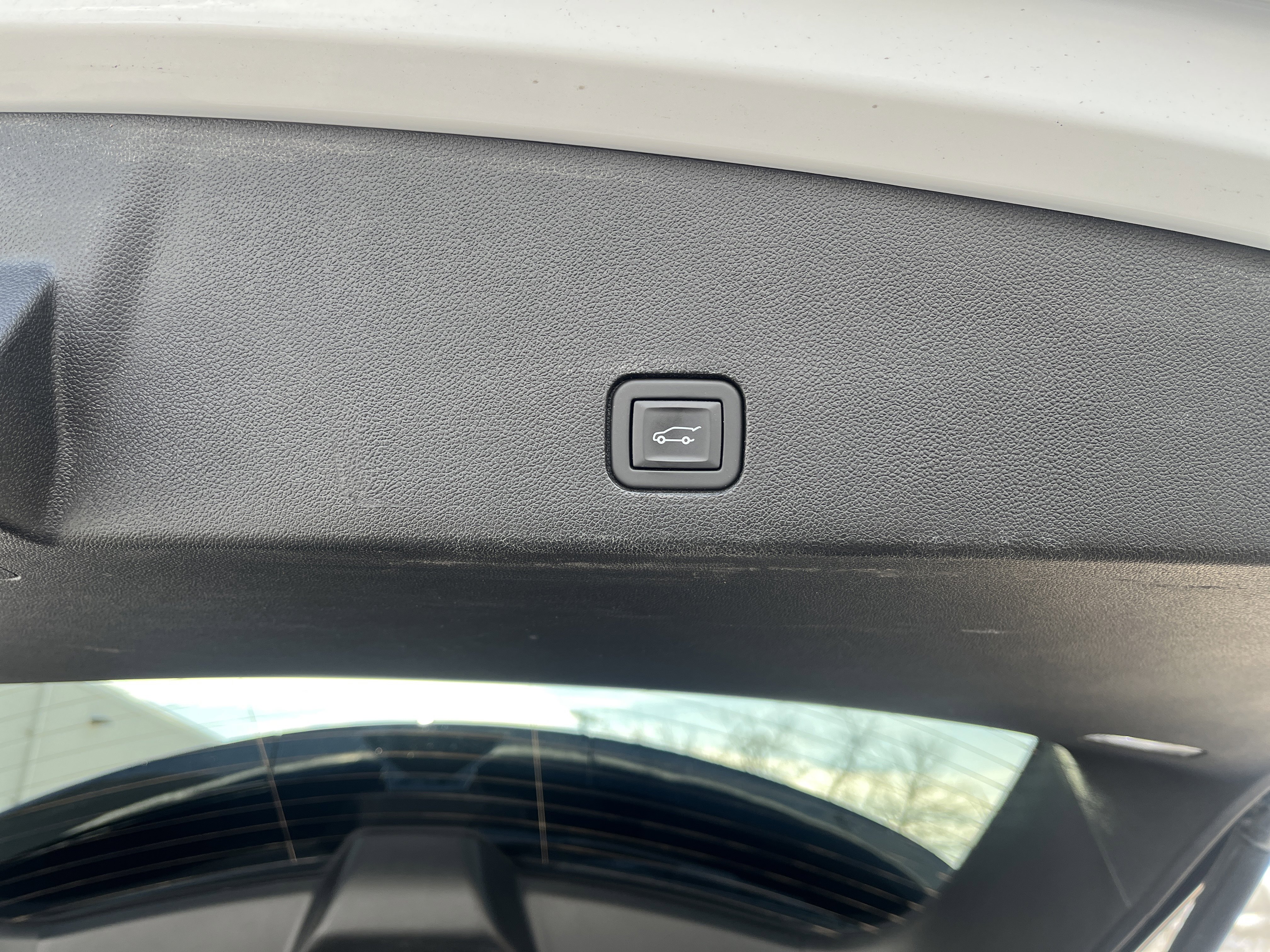 Used 2024 Cadillac XT6 Premium Luxury w/ Platinum Package image 24