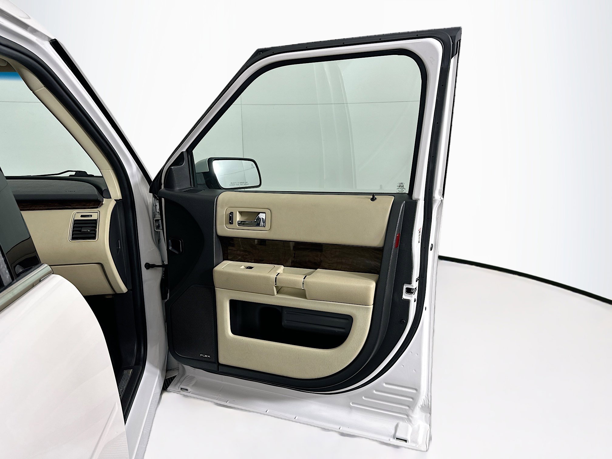 Used 2018 Ford Flex Limited w/ Equipment Group 301A image 35