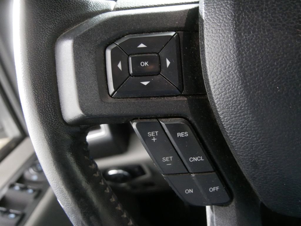 Used 2018 Ford F150 XLT w/ Equipment Group 302A Luxury image 19