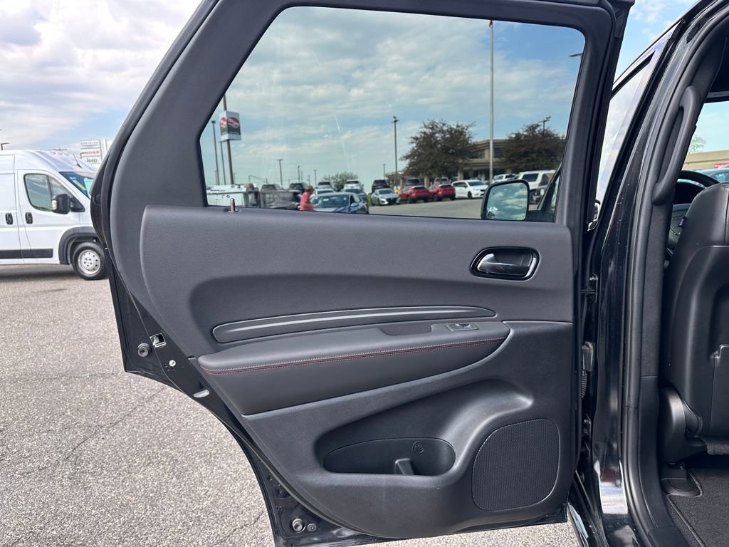Used 2025 Dodge Durango R/T AWD/4WD image 9
