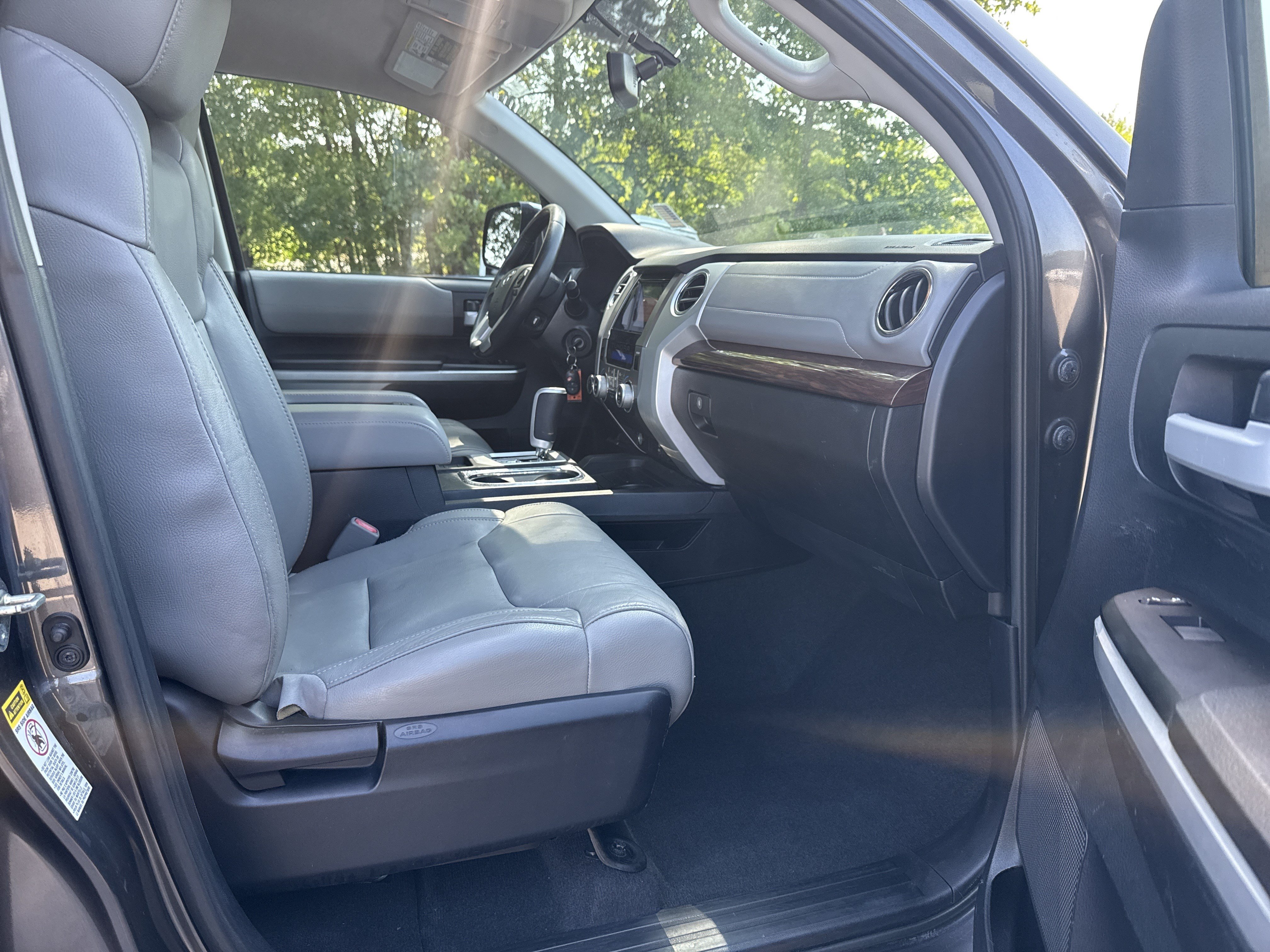 Used 2014 Toyota Tundra Limited AWD/4WD image 13