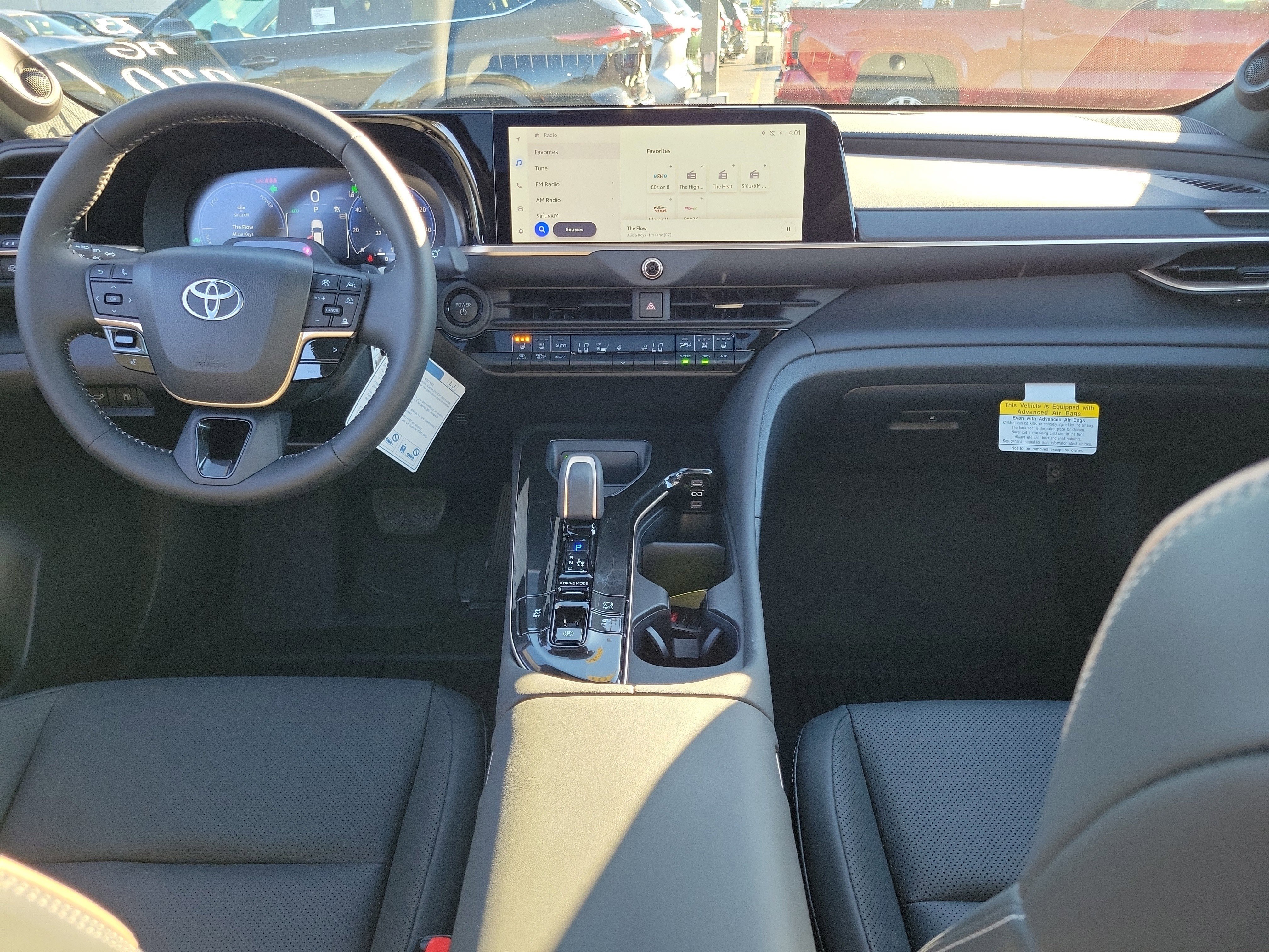 New 2025 Toyota Crown Signia w/ Advanced Technology Package image 9