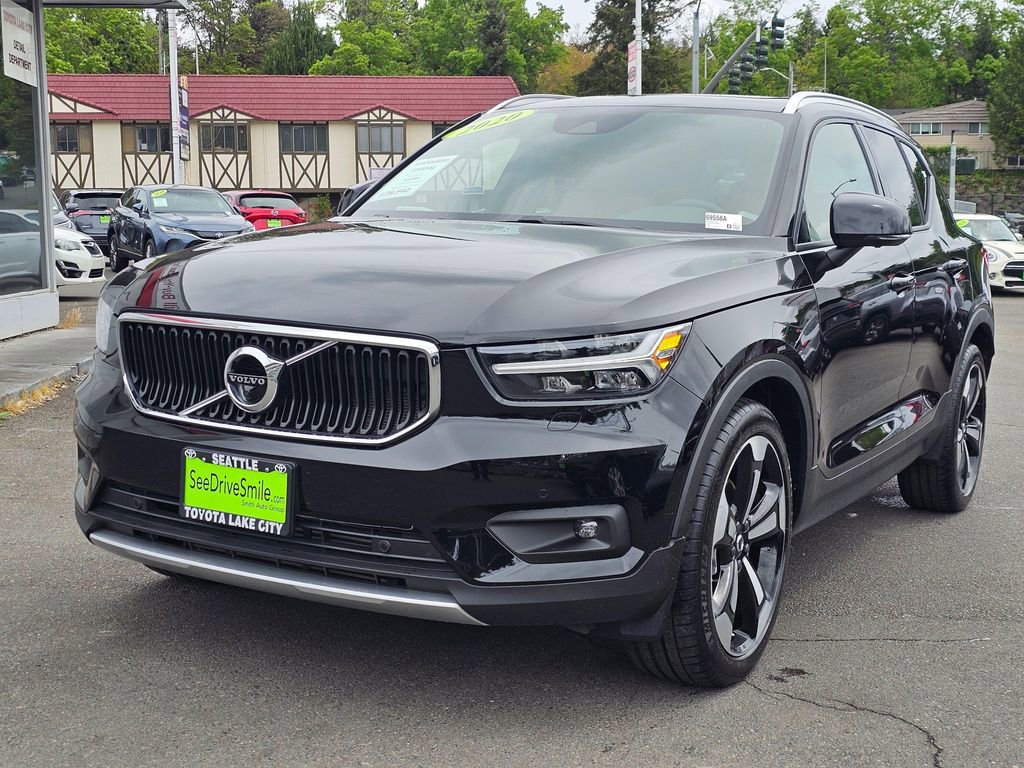 Used 2020 Volvo XC40 T5 Momentum AWD/4WD image 3