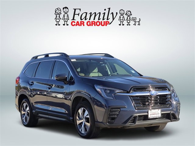 Used 2025 Subaru Ascent Premium image 2