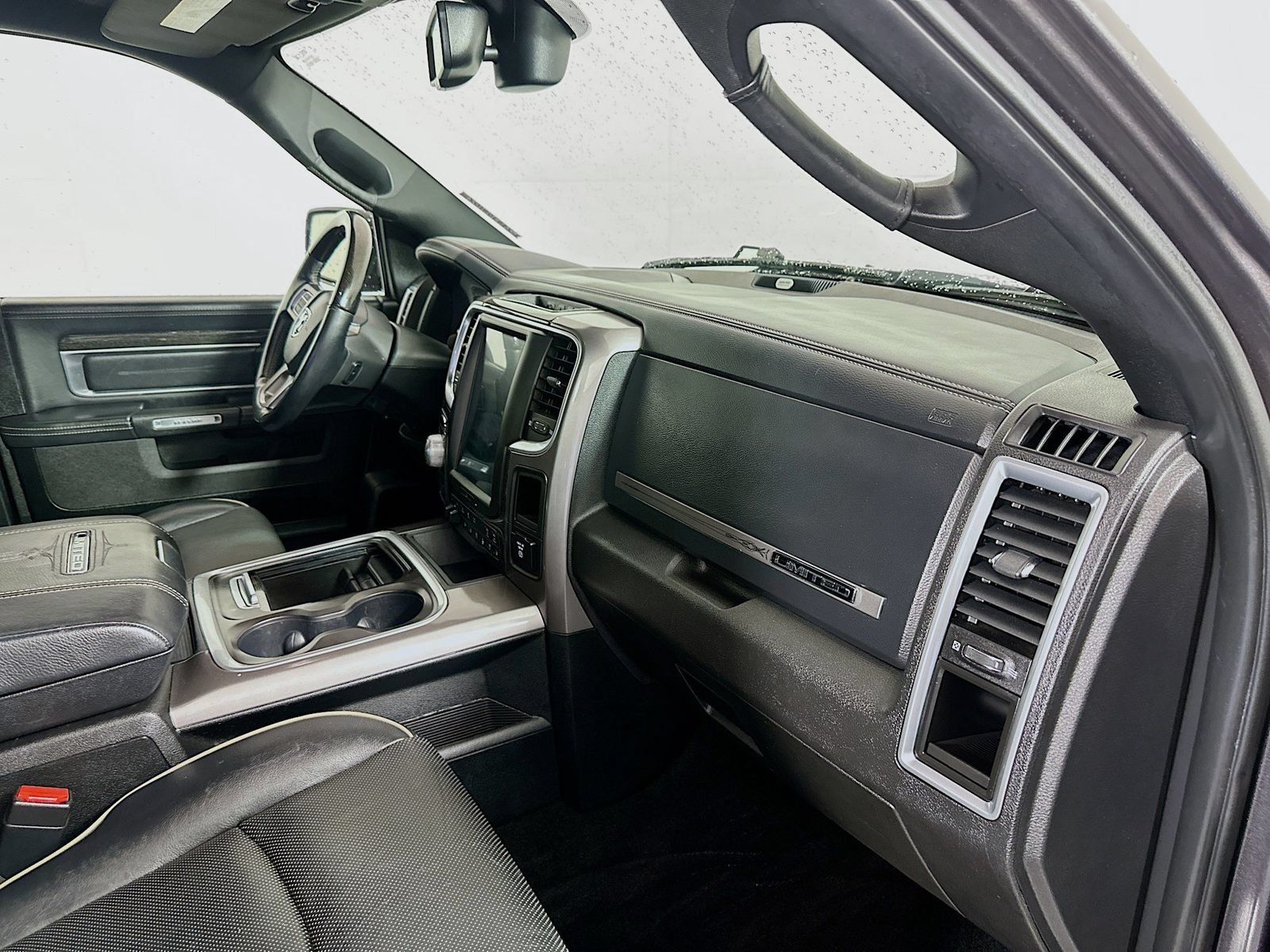 Used 2018 RAM 1500 Limited AWD/4WD image 31