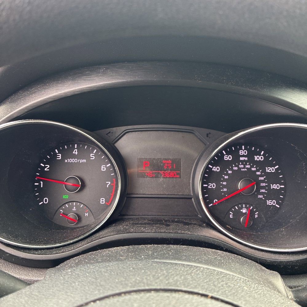 Used 2018 Kia Sedona L image 7