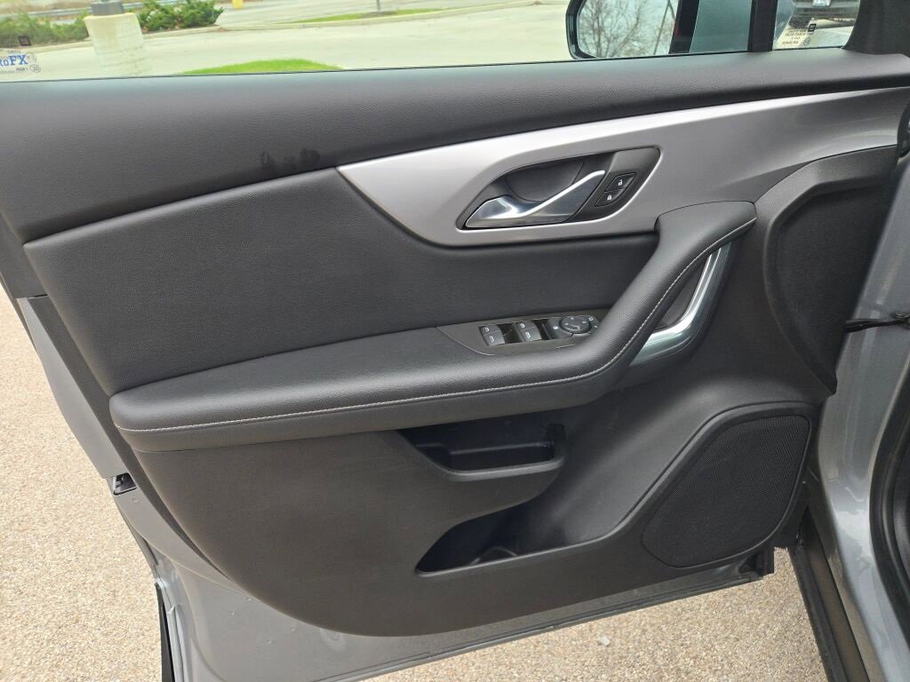 Used 2023 Chevrolet Blazer LT w/ Driver Confidence Package image 22