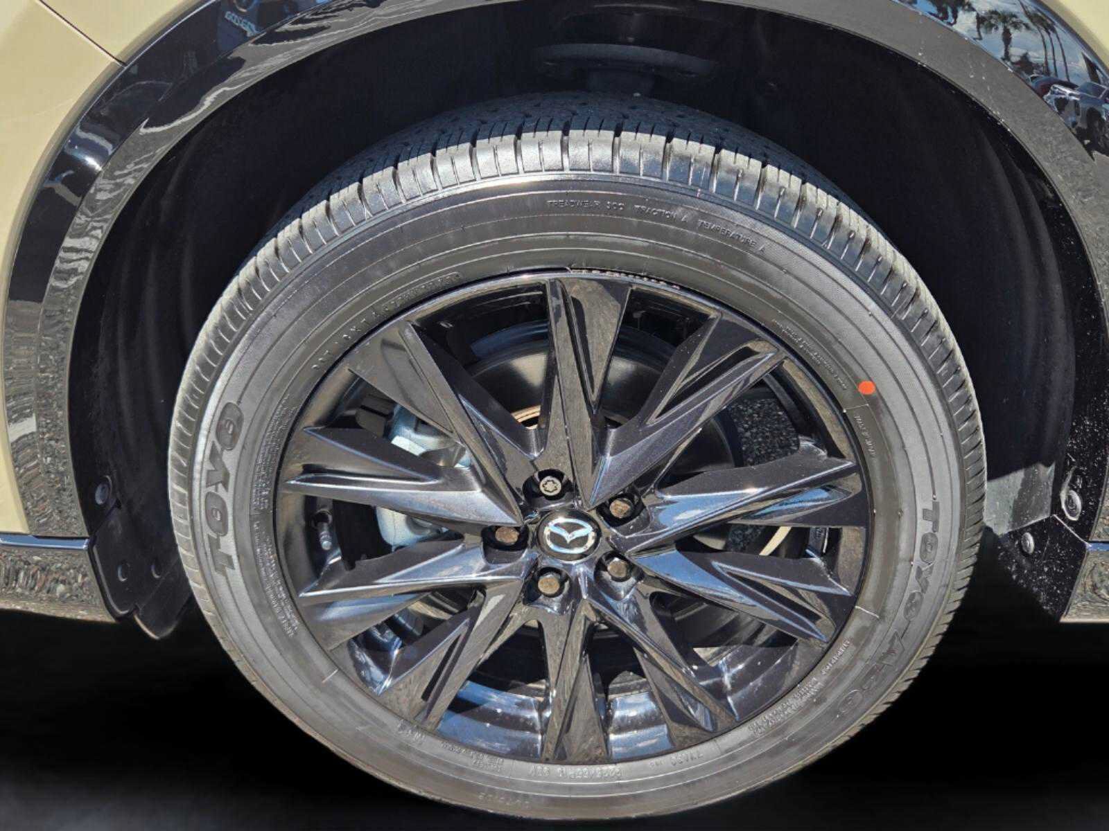 Certified 2025 MAZDA CX-5 Carbon Edition AWD/4WD image 15