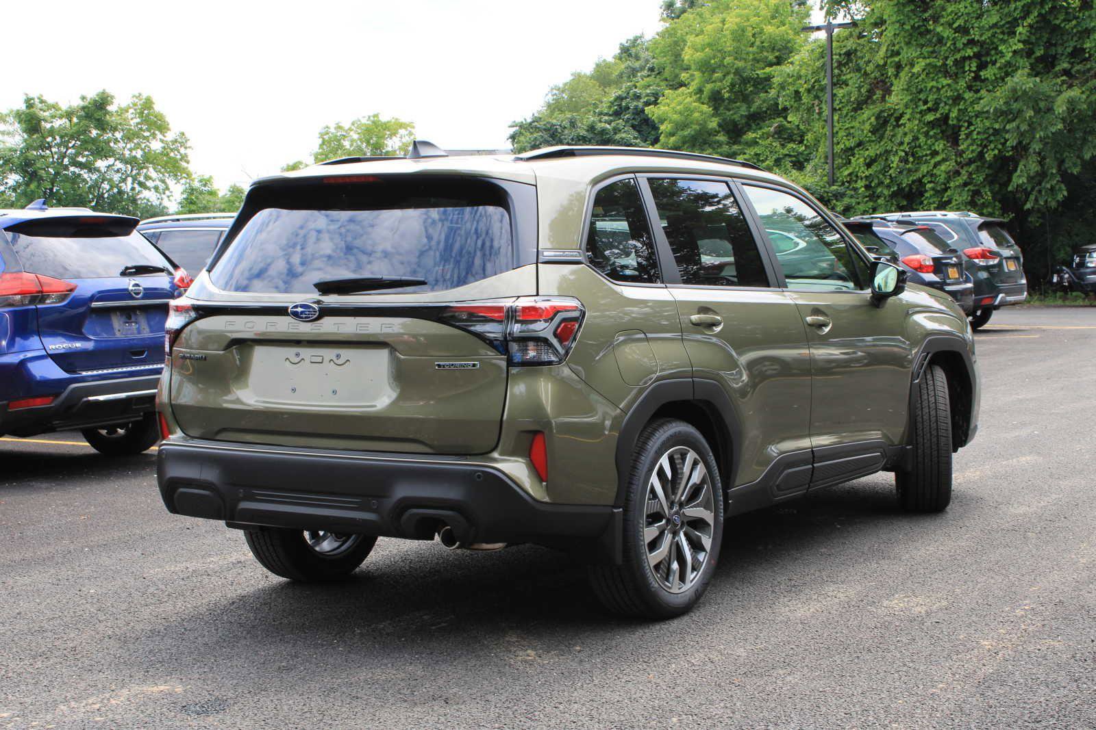 New 2025 Subaru Forester Touring image 10