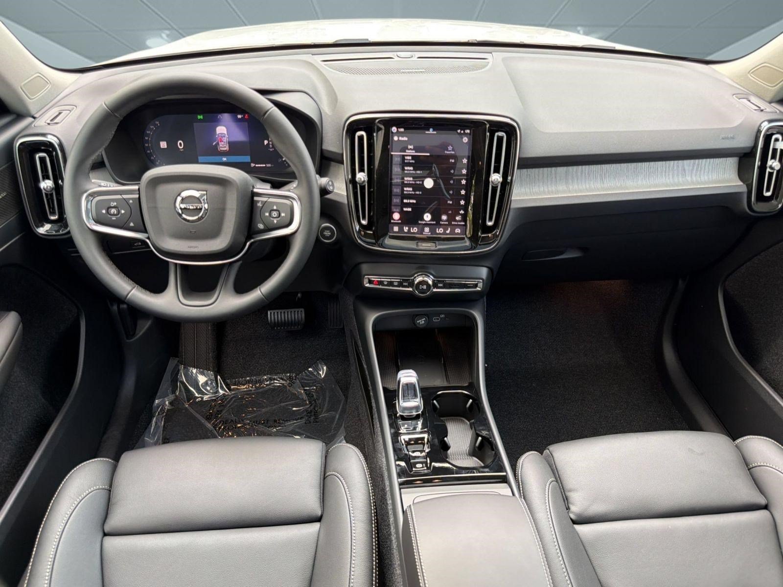New 2026 Volvo XC40 B5 Plus w/ Climate Package AWD/4WD image 26