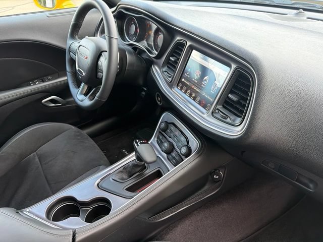 Used 2017 Dodge Challenger R/T Plus RWD image 26