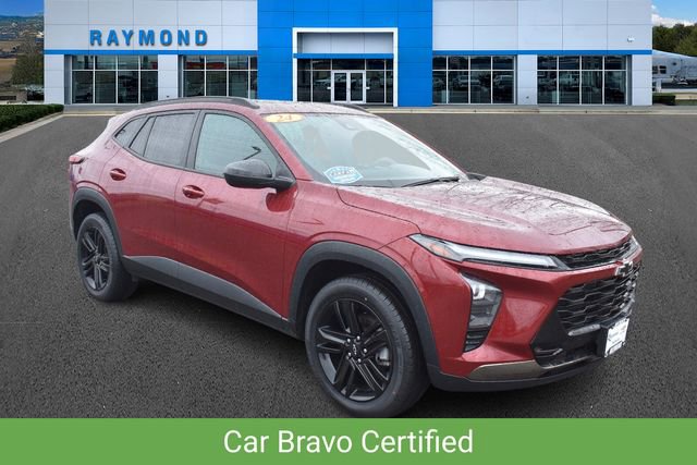 Certified 2024 Chevrolet Trax ACTIV w/ Sunroof Package image 1